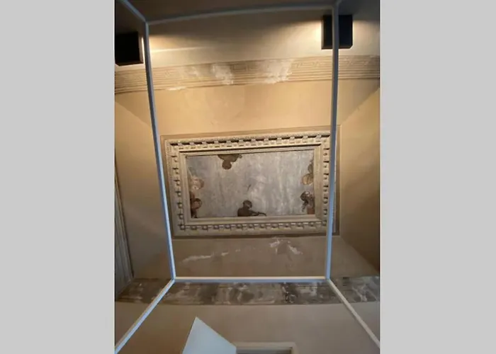 Intero Appartamento. San Giovanni Uno דירה